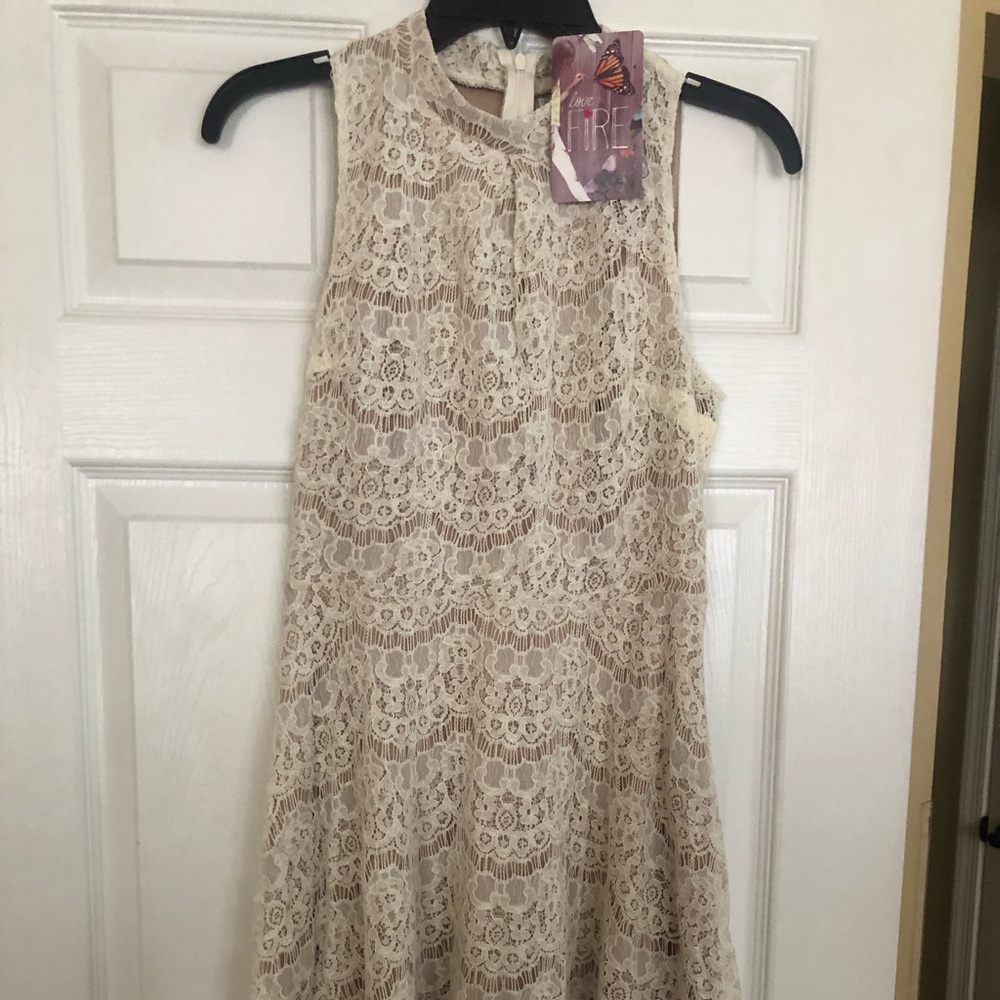 NWT Love Fire Ivory Lace Dress Junior Medium